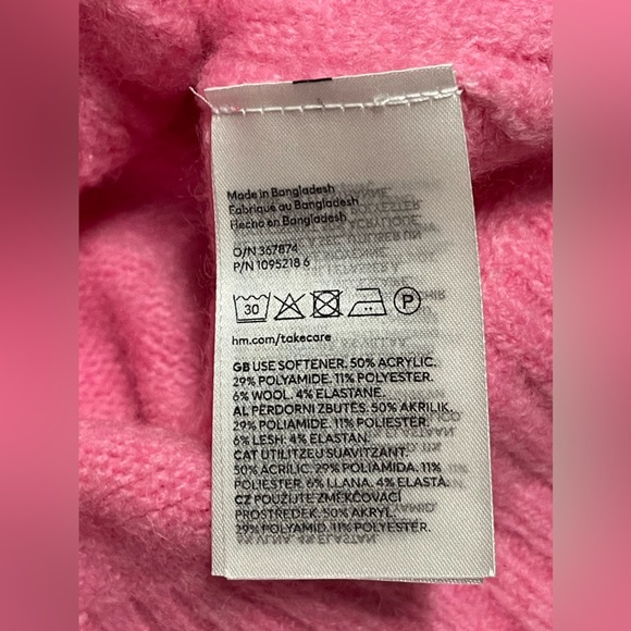 Divide H&M Pink Knit Puff Sleeve Wool Blend Soft Turtleneck Sweater Size Medium - Picture 8 of 8